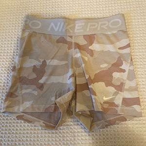 Camo spandex!
